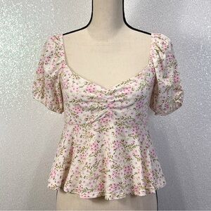 Forever 21 sweetheart neckline top, short sleeve size Large new with tags!